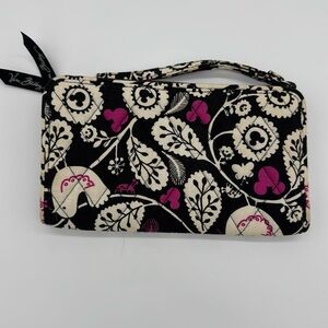 Vera Bradley Disney Wristlet Mickey Meets Birdie -‎ Black/White/Pink